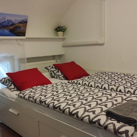Eiffel-T45 Five Bedroom Central Apartment Budapest Exterior photo